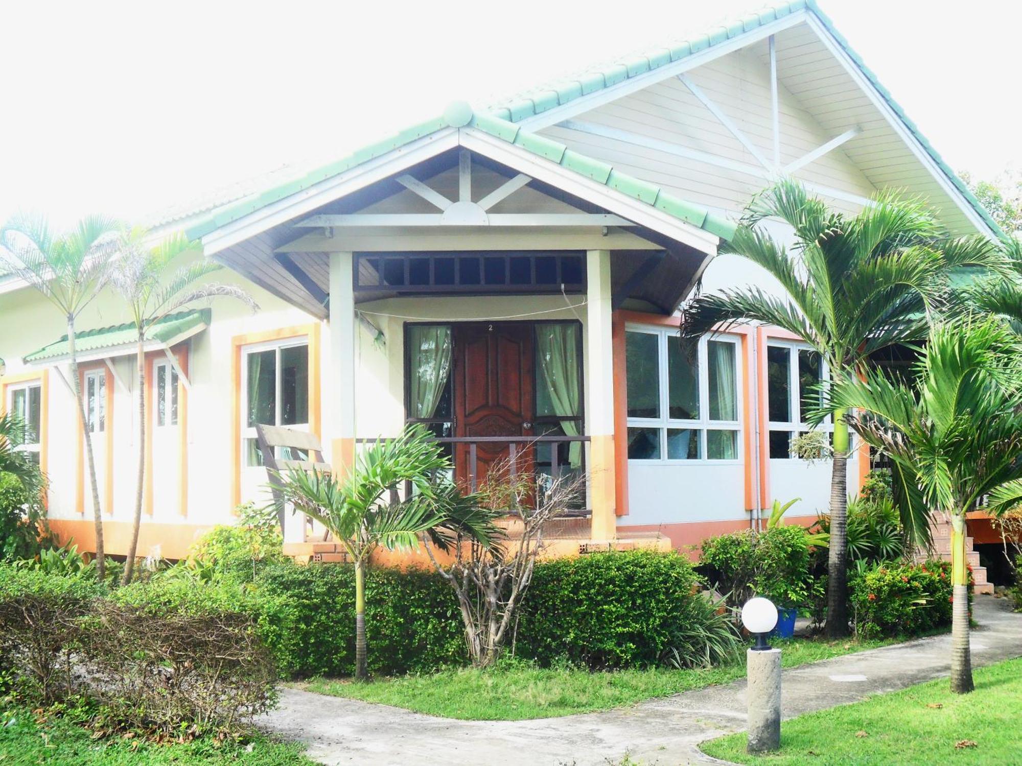 Lanta Palm Beach Resort , Beach Bungalow - Ko Lanta Cameră foto